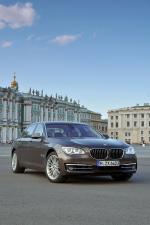 BMW 750iL 2013 года
